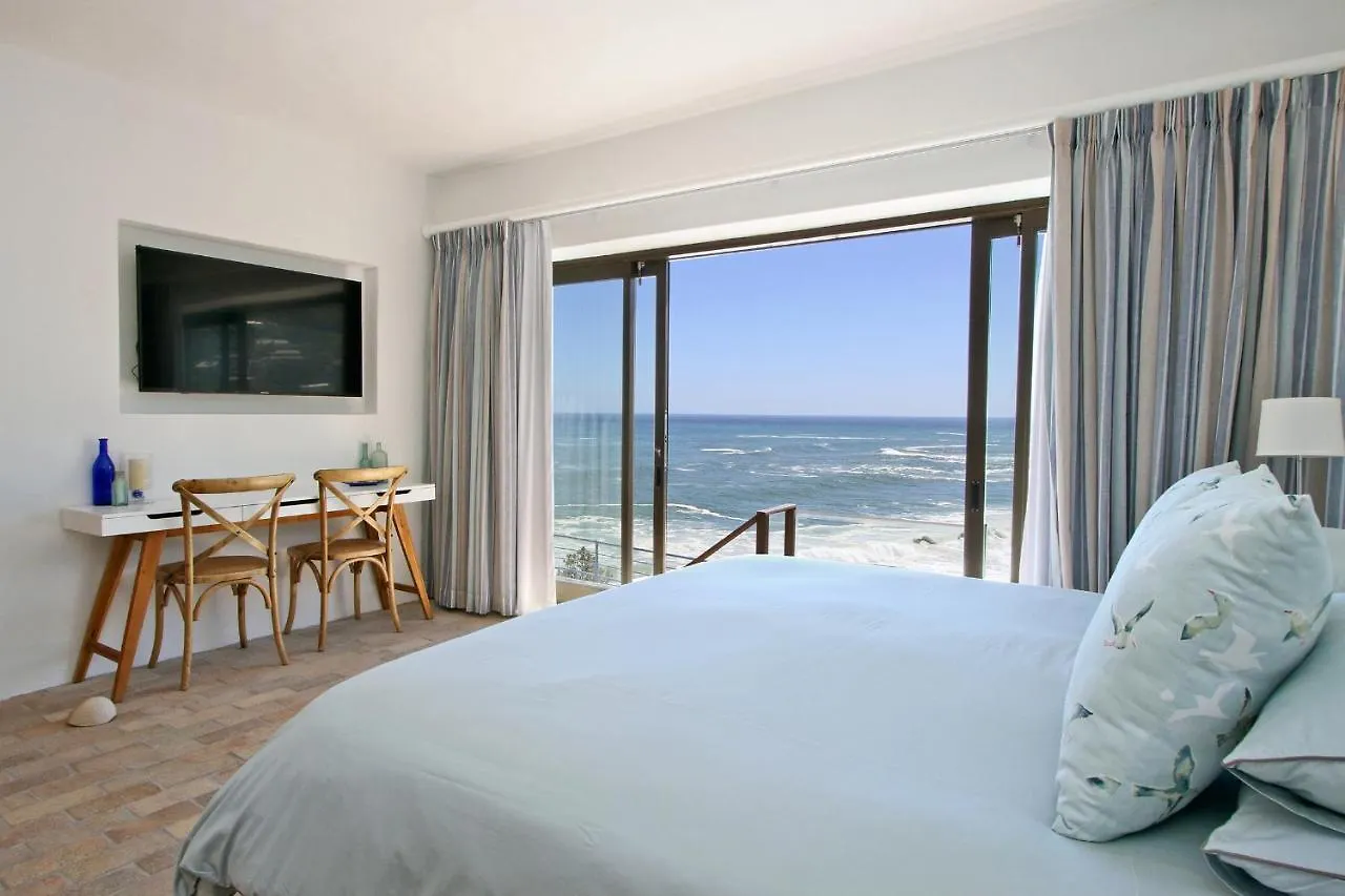 Villa Beach Music Llandudno